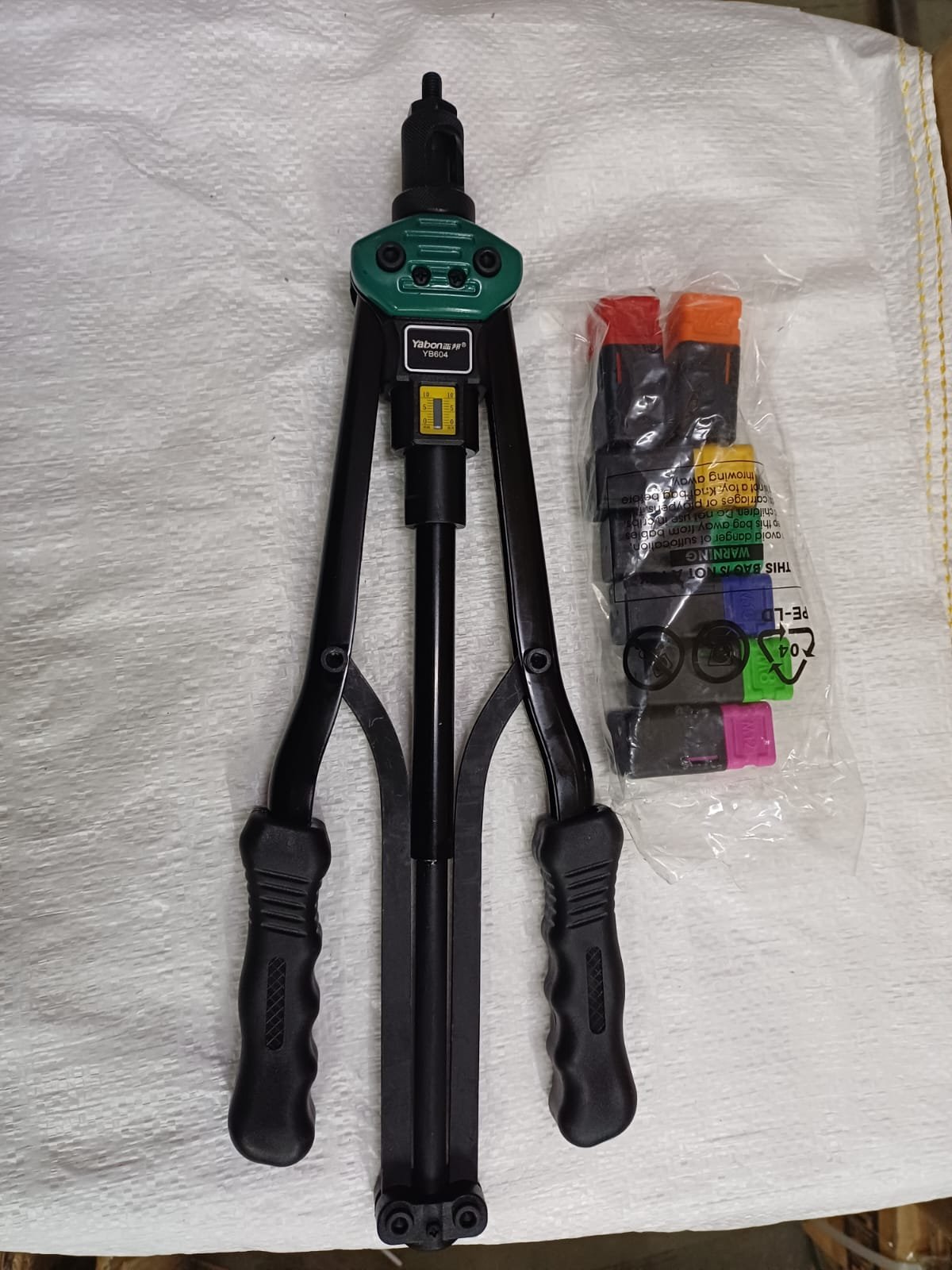 Nut Rivitor 3-12 with Long Handle