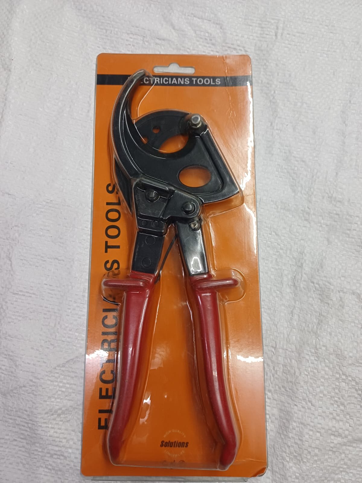 Ratchet Type Cable Cutter