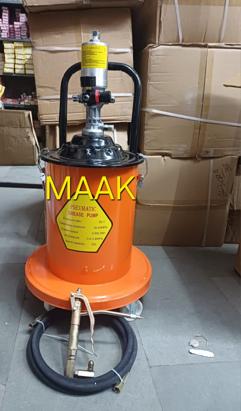Pneumatic Grease Gun Bucket - Image 2